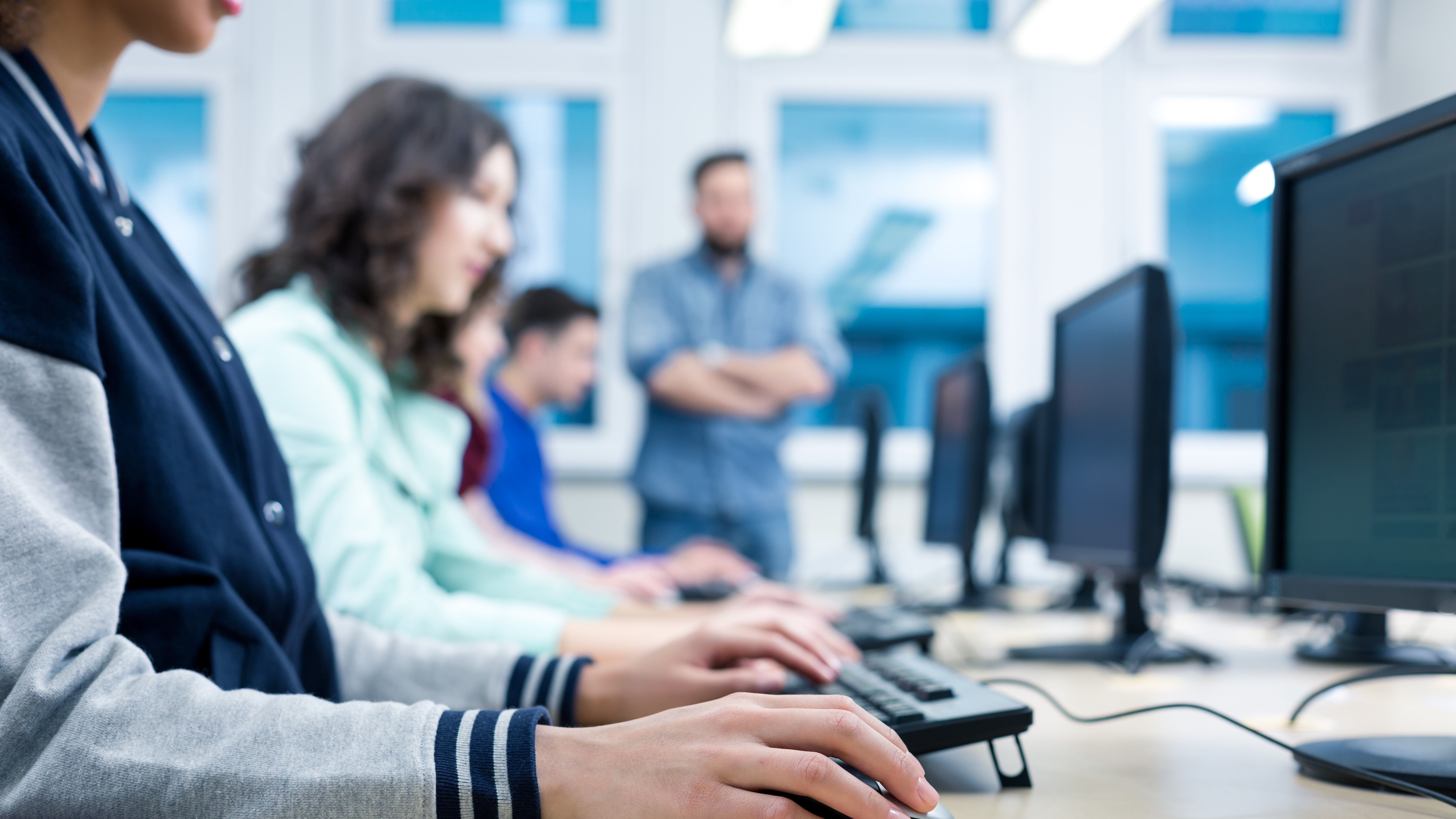 Invitation to apply for donation of IT equipment
